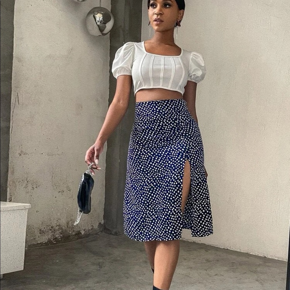 NWOT Small Navy and White Irregular Polka Dots Skirt with High Slit